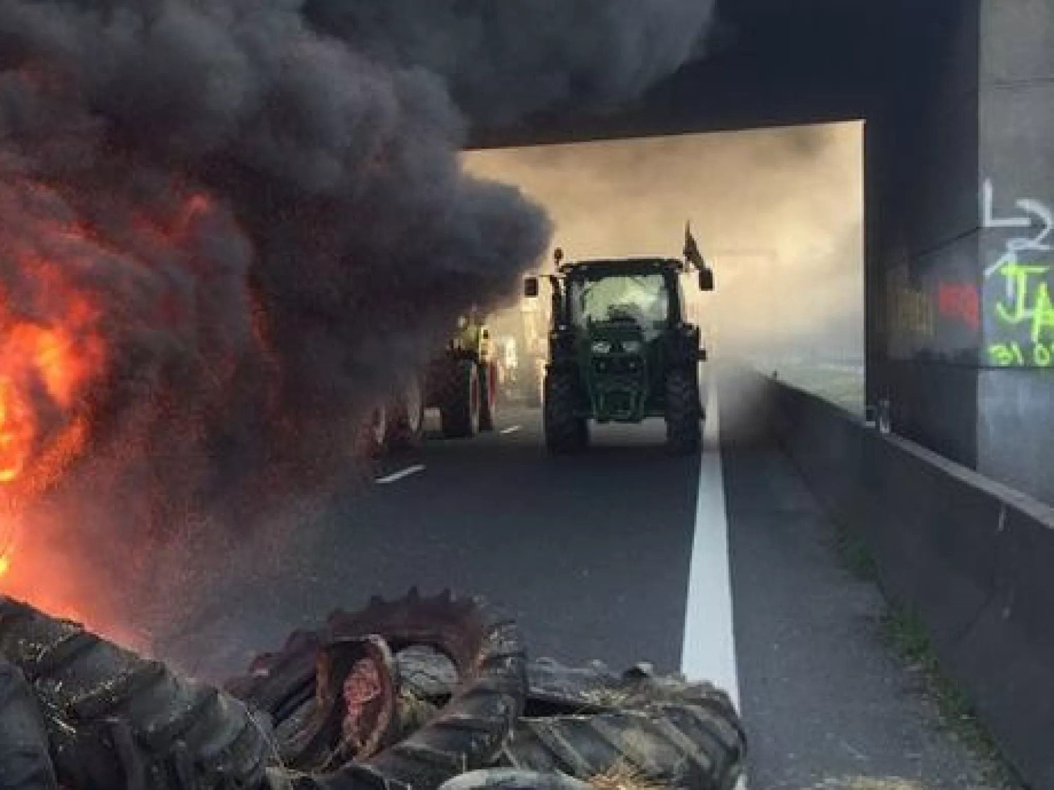 Brûlage de pneus : le Président de la Chambre d'Agriculture répond